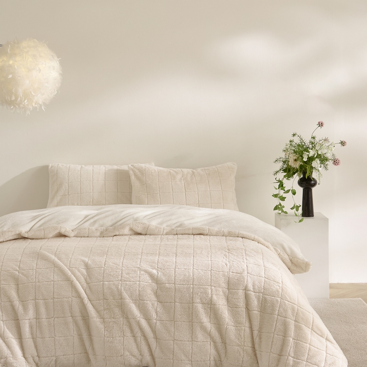 Bộ Chăn Ga Gối Nhung Sữa & Lông Thỏ Giả Ca Rô – Bộ Chăn Ga Gối Jacquard 3 Chiếc Mềm Mại
